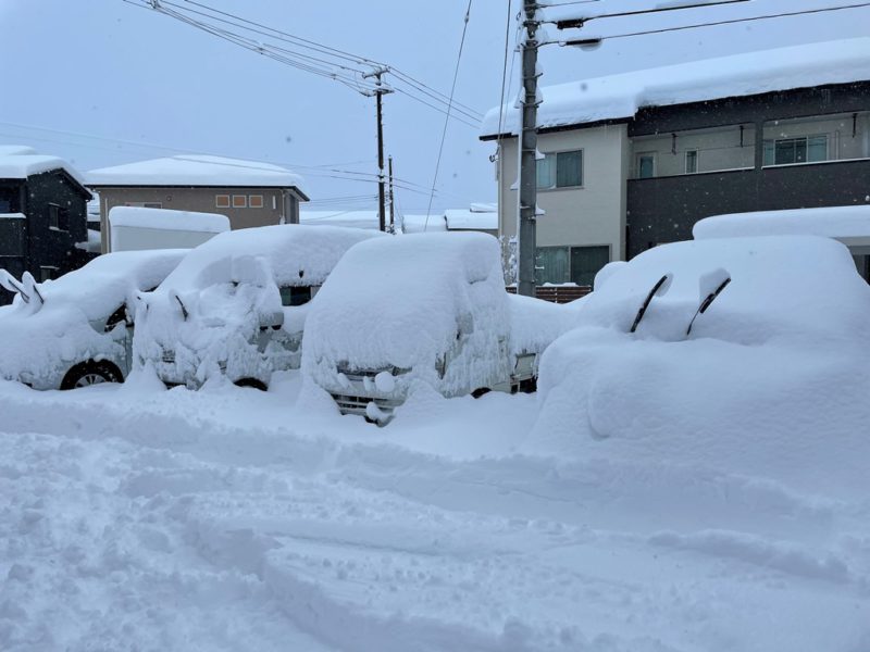 2021年の大雪　除雪が間に合わない