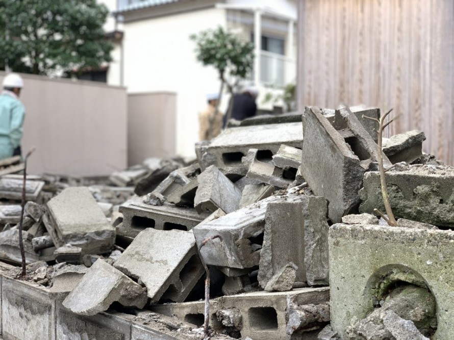 新潟市の補助金を利用した危険なブロック除去