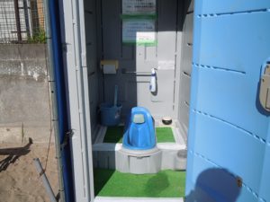 工事現場の仮設トイレの臭い嫌ですよね~安心して頂ける現場作り~