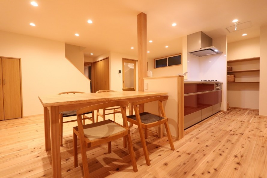 新潟市東区でオープンハウス始まりました！自然素材のミニマルなデザイン住宅