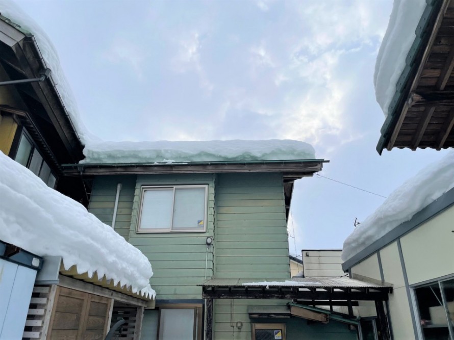 気温上昇にともなう屋根からの落雪にご注意ください！
