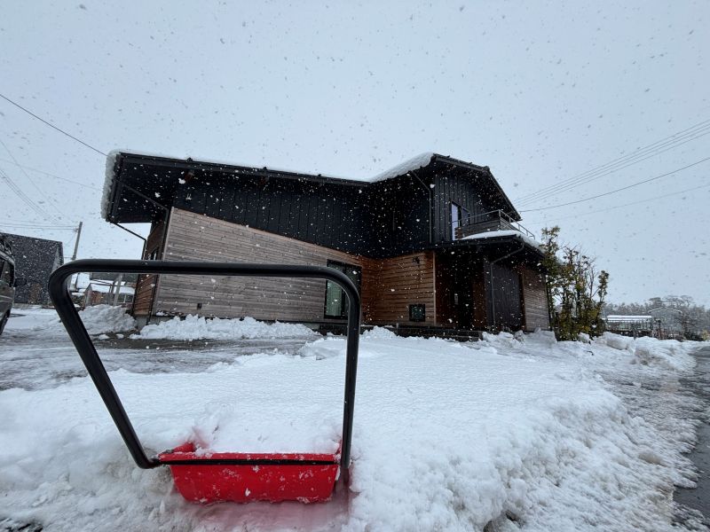 新潟市秋葉区小戸上組古材モデルハウス蔵里　雪除雪